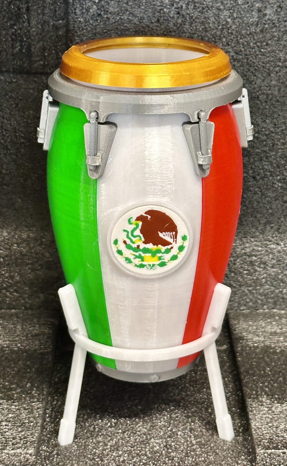 Green, white and red Mexico conga